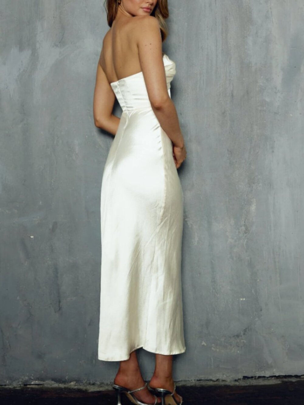 Selfie Leslie NWT Yvette Wrap Neckline Midi Dress in Oyster - XXL - Picture 4 of 16